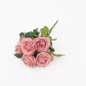 Prix d'usine Nouveau design 7 têtes de rose artificielle en soie et bouquet de fausses roses colorées pour la décoration de mariage et d'événements - Product Image 4