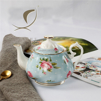 Nouveauté 2025 Qian Hu Style rétro européen britannique Décoration florale Bordure en or véritable 570ml Porcelaine écologique Utilisation en café