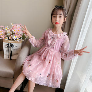 Vêtements pour enfants, robes décontractées pour bébés filles, robe de princesse brodée à fleurs, robe à découpes, disponible en ligne chez la boutique de vente en gros - Product Image 2