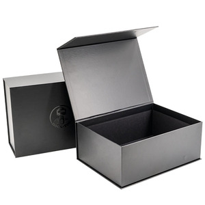 Boîte cadeau magnétique noire personnalisée pour sérum de soin de la peau pour hommes, crème capillaire à la cire de haute qualité, emballage de parfum avec doublure en éponge pour le visage - Product Image 1