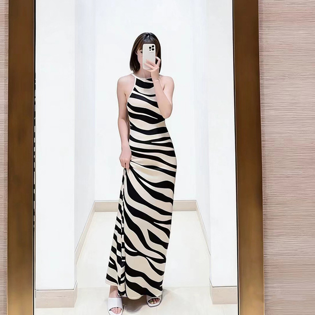 2026 Spring/Summer New Sexy Halter Neck Off-Shoulder Backless Zebra-Print Bodycon Maxi Dress