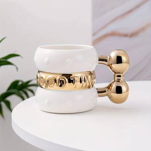 L Luxe Mariage En Relief 400ml Gobelet En Céramique Tasses À Café Écologiques avec Poignée Dorée Tasses Personnalisées pour Bière Louers Vodka - Product Image 3