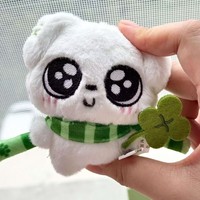Nouvelle Peluche Chiot Trèfle à Quatre Feuilles, Pendentif Mignon pour 14 ans et plus, Rembourrage en Coton PP, Vente en Gros pour Fêtes