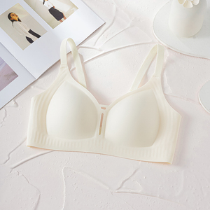 Soutien-gorge ergonomique avec effet liftant et de rassemblement délicat pour sublimer la silhouette des <span class=keywords><strong>poitrines</strong></span> - Product Image 6