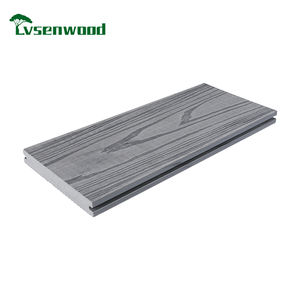 Revêtement de terrasse extérieur en Wpc résistant à la conception extérieure Tenue d'hiver Revêtement de terrasse Plancher de terrasse - Product Image 4