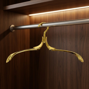 Perchero de Pared de Latón Macizo de Lujo, Diseño Moderno para Abrigos y Gorras - Product Image 1
