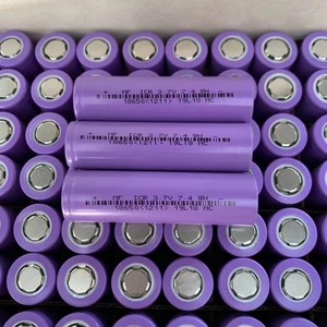 <span class=keywords><strong>Batterie</strong></span> cylindrique rechargeable au lithium-ion 18650 en gros, 3,7 V, 2000-3300 mAh, cathode LiNiMnCoO2 pour alimentation sans interruption - Product Image 3