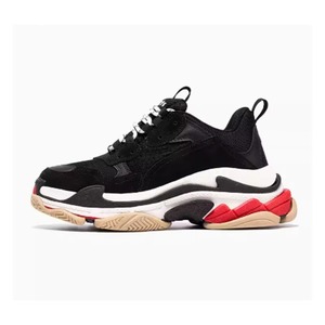Baskets rétro Triple S pour hommes et femmes - Baskets légères à plateforme avec doublure en mesh et semelle transparente en noir - Product Image 6