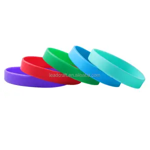 Braccialetto di gomma del braccialetto del braccialetto del Silicone personalizzato promozionale economico