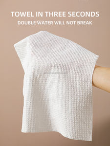 Toalla desechable para pies para salón <span class=keywords><strong>de</strong></span> belleza SPA Toalla secadora <span class=keywords><strong>de</strong></span> pelo <span class=keywords><strong>de</strong></span> tela no tejida - Product Image 4