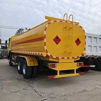Camión Cisterna HOWO Usado de 25 Metros Cúbicos para Transporte de Diésel y Gasolina