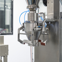 Machine de remplissage et d'emballage semi-automatique à vis sans fin pour poudres, épices, café sec, talc, lait et extincteurs