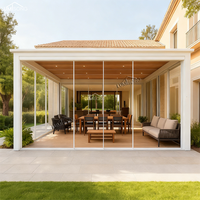 Pergola personnalisée en aluminium avec revêtement en poudre, toit rétractable motorisé, éclairage LED, imperméable/anti-vent