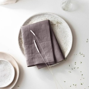 Servilletas de Tela con Diseño de Corazón de Pascua, Color Marrón Quemado, Suaves y Duraderas, Estilo Restaurante, Reutilizables, Decorativas para la Mesa, para Decoración de Comidas Festivas - Product Image 1