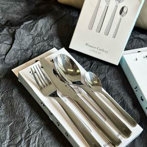 Juego de Cubiertos de Acero Inoxidable, Estilo Moderno y Minimalista, Espesos y Duraderos, con Acabado Espejo, Cuchillo, Tenedor y Cuchara, para el Hogar y Restaurantes - Product Image 4
