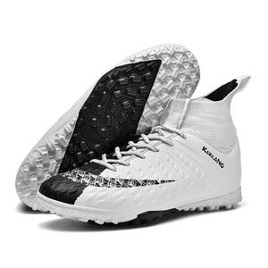 Chaussures <span class=keywords><strong>de</strong></span> football <span class=keywords><strong>de</strong></span> grande <span class=keywords><strong>taille</strong></span> à tige haute, chaussures <span class=keywords><strong>de</strong></span> football à crampons TF, chaussures <span class=keywords><strong>de</strong></span> football à crampons FG, chaussures <span class=keywords><strong>de</strong></span> sport pour jeunes étudiants, chaussures d'entraînement - Product Image 4