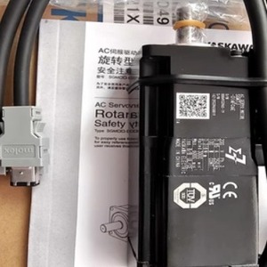 Moteur servo AC Yaskawa SGMJV 04ADE6S, montage à bride 80 mm, triphasé, efficacité IE3, pour équipement mécanique - Product Image 2