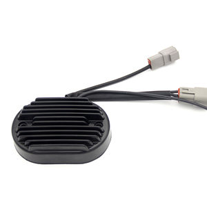 XF220330 Régulateur <span class=keywords><strong>de</strong></span> <span class=keywords><strong>tension</strong></span> pour <span class=keywords><strong>Harley</strong></span> Heritage Softail Classic 2007 Dyna Custom Deuce FXST 04-05 Systèmes électriques <span class=keywords><strong>de</strong></span> moto - Product Image 1