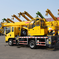 Nouvelle grue mobile 4x4 de 8 tonnes, grue hydraulique montée sur camion, mini-grue Liyuan, équipement de construction haute efficacité