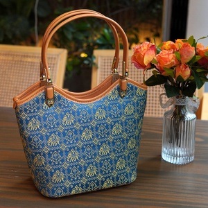 Bolso de Mano con Diseño Geométrico, Brocado <span class=keywords><strong>Zhuang</strong></span>, Patrimonio Cultural Inmaterial, Cierre de Cremallera, Correa Ajustable para Mujer - Product Image 1