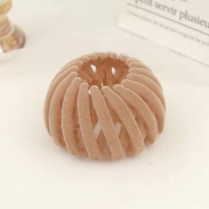 Women Hair Styling Tool Velvet Accessories Soft and Comfortable Hair Large Loop <strong>Bird</strong> <strong>Nest</strong> Magic Hair Clip - Product Image 6