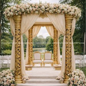 Elegante Mandap Dorado Clásico con Pilares, Decoración de Lujo para Ceremonias de Boda en India - Product Image 2