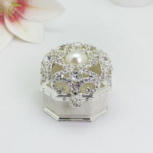 Cadeaux promotionnels, boîte à bijoux <span class=keywords><strong>en</strong></span> métal émaillé avec un nouveau design créatif, luxe léger, sertissage de diamants, pour la décoration de la maison - Product Image 3