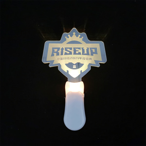 Bâtons lumineux LED en acrylique Accessoires lumineux festifs pour la remise des diplômes du Ramadan, la Saint-Valentin et Thanksgiving - Product Image 3