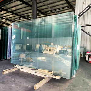 Verre flotté transparent découpable <span class=keywords><strong>de</strong></span> 2 mm, 3 mm, 4 mm, 5 mm, 6 mm, 8 mm, 10 mm, 12 mm, 15 mm pour fenêtres et portes <span class=keywords><strong>de</strong></span> bâtiments - Product Image 4
