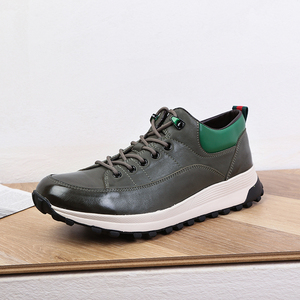 Zapatos de cuero personalizados para hombre, zapatillas informales para correr a la moda, color blanco y negro, venta al por mayor, 2022 - Product Image 4