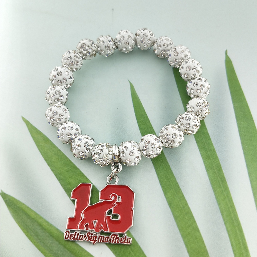 pulsera roja 13