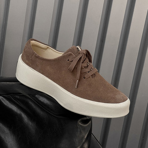 Chaussures pour hommes de luxe et tendance, de conception chinoise, en noir pur, avec des lacets en caoutchouc élégants et une conception en mesh. - Product Image 2