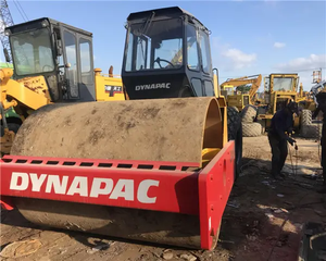 Rodillo de carretera Dynapac CA25D de segunda mano en Shanghai, rodillo de carretera Dynapac usado CA251D CA30D CA301D en stock - Product Image 1