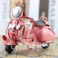 Modèle de mini-scooter en fer style Art Déco Zakka, artisanat en métal, motif nature morte, forme irrégulière pour la maison et le salon