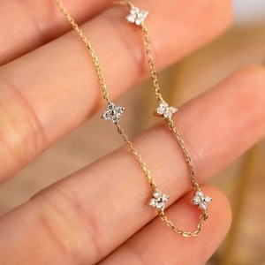 Pulsera de Trébol de Cuatro Hojas, Cadena de Aleación de Zinc Dorada, Joyería, Regalo para Mujer - Product Image 1