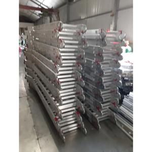 Échelle pliante télescopique moderne à charnière autobloquante en aluminium de 2m Produit d'extérieur pratique - Product Image 5