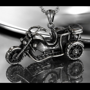 Yunnique – collier pendentif moto vintage en acier inoxydable, chaîne unisexe, bijoux cadeau - Product Image 4