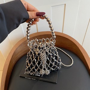 <span class=keywords><strong>Sac</strong></span> seau <span class=keywords><strong>mini</strong></span> à cordon <span class=keywords><strong>de</strong></span> serrage en chaîne <span class=keywords><strong>de</strong></span> perles pour femme, nouvelle collection été 2026, <span class=keywords><strong>sac</strong></span> à bandoulière <span class=keywords><strong>de</strong></span> <span class=keywords><strong>luxe</strong></span> léger - Product Image 2