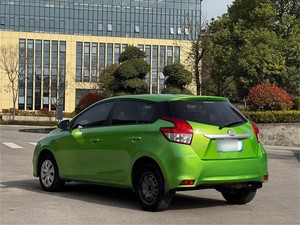 Carburante aspirato piccola <span class=keywords><strong>auto</strong></span> 5 porte 5 posti Hatchback casa <span class=keywords><strong>auto</strong></span> usate Yariss - Product Image 5