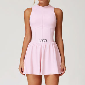 Vestido de tenis para <span class=keywords><strong>mujer</strong></span> con pantalones cortos Body transpirable deportes al aire libre desnudo ajustado ejercicio venta al por mayor logotipo personalizado - Product Image 1