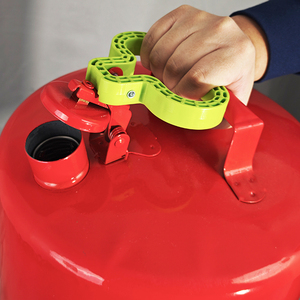 <span class=keywords><strong>Bidon</strong></span> de sécurité en acier personnalisé de type I de 5 gallons <span class=keywords><strong>Bidon</strong></span> de gaz <span class=keywords><strong>rond</strong></span> industriel pour usage chimique avec entonnoir - Product Image 3