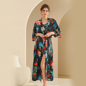 Nouveau style peignoir en satin ensemble 2 pièces <span class=keywords><strong>pour</strong></span> femmes <span class=keywords><strong>robe</strong></span> <span class=keywords><strong>de</strong></span> <span class=keywords><strong>chambre</strong></span> <span class=keywords><strong>de</strong></span> mariée en soie <span class=keywords><strong>de</strong></span> <span class=keywords><strong>grande</strong></span> <span class=keywords><strong>taille</strong></span> - Product Image 6
