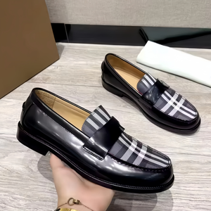 Chaussures pour hommes de haute qualité, design élégant, en cuir véritable, style business décontracté, confortables, noires, chaussures habillées et richelieu. - Product Image 1