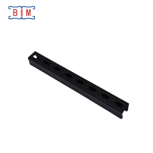 Канал Унистрат черный, окрашенный, 1-5/8 дюйма, профиль U-образный, с прорезями - Product Image 3