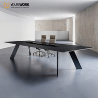 Table de conférence de salle de réunion moderne de luxe avec plateau en bois et pieds en acier inoxydable, table de réunion de bureau pour 10 personnes