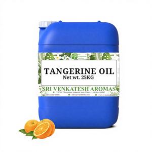 Huile essentielle de mandarine 100% pure (écorce de Citrus Reticulata) |   Approvisionnement en vrac de distillat de vapeur pour les formulations de parfums et de soins de l'air - Product Image 1