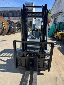 Carrello Elevatore Diesel Usato con Montante a Due Stadi, <span class=keywords><strong>Dimensioni</strong></span> Forche 1220x125, Interasse 1750mm, Raggio di Sterzata 2170mm, Traslatore Laterale Idraulico - Product Image 4