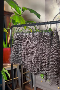 Fornitore all'ingrosso di capelli umani vergini grezzi di grado 15A, economici, cambogiani, con cuticole allineate, in fasci, con ondulazioni naturali - Product Image 4