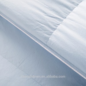 En gros Vente Chaude Hôtel <span class=keywords><strong>Couette</strong></span> En <span class=keywords><strong>Duvet</strong></span>, Blanc <span class=keywords><strong>Eider</strong></span> Et Boîte Point Vers Le Bas <span class=keywords><strong>Couette</strong></span> - Product Image 4