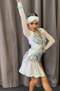 Robe <span class=keywords><strong>de</strong></span> <span class=keywords><strong>danse</strong></span> latine Vennystyle blanche sur mesure avec strass et paillettes <span class=keywords><strong>en</strong></span> spandex/coton pour compétition <span class=keywords><strong>de</strong></span> rumba, chacha, samba - Product Image 3